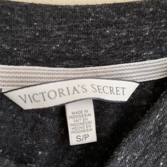 ❌SOLD Victoria’s Secret Top - Picture 4 of 4